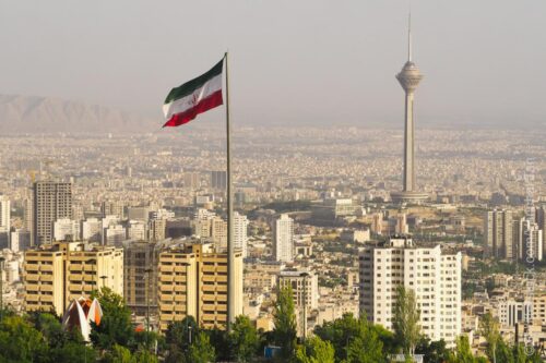 Irán prohíbe las criptodivisas durante los meses calurosos