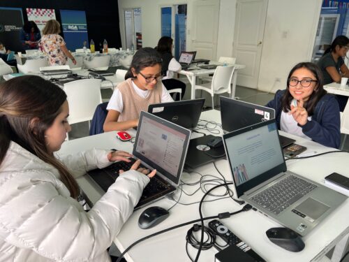 Comenzó la inscripción a los Clubes Ingenias de Fundación YPF