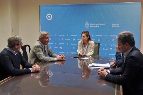 El gobernador de Chubut se reunió con Royón
