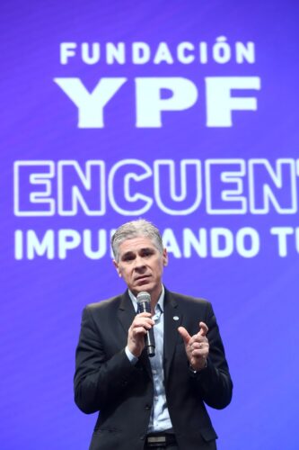 La Fundación YPF reunió a 330 estudiantes en el marco de su programa anual de becas