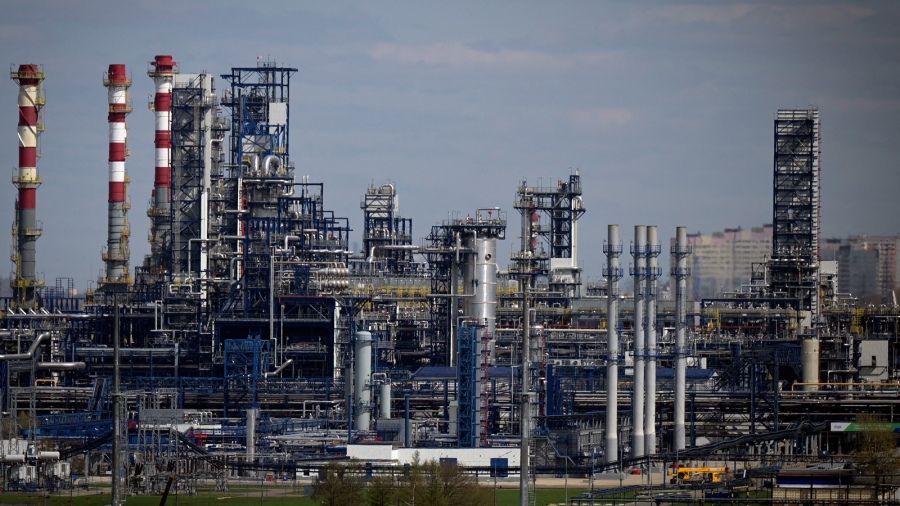 La empresa rusa Gazprom suspendió el suministro de gas a Letonia - El ...